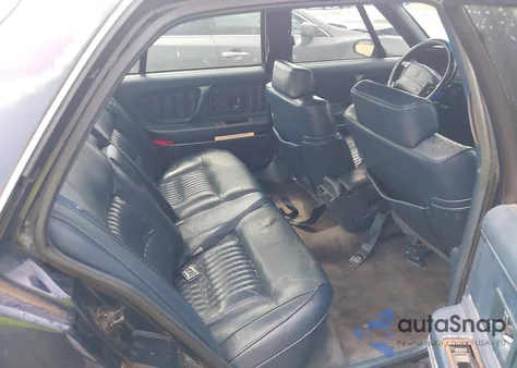 1992 Oldsmobile 98 Regency Elite из США, поврежденный, VIN 1G3CW53L6N4340946